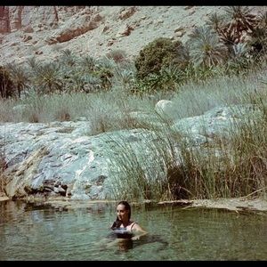 Meet your Posher, Leila